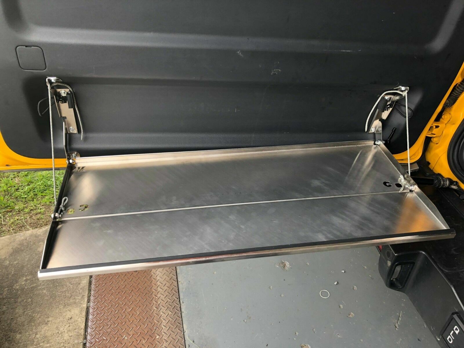 Rear Door Drop Down Table to suit Toyota FJ Cruiser