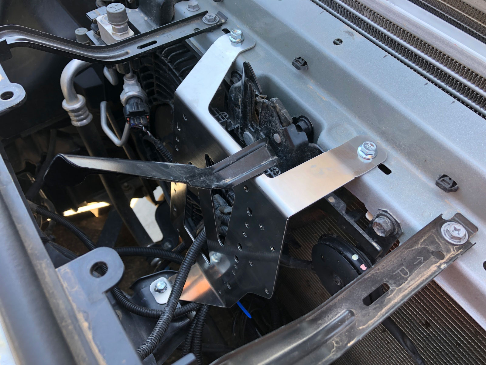 DCDC Charger Bracket to suit Prado 150 2018-onwards