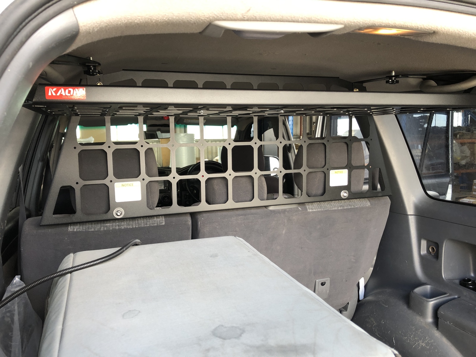 Light Cargo & Pet Barrier and Barrier Shelf to suit Toyota Prado 120 / Lexus GX 470