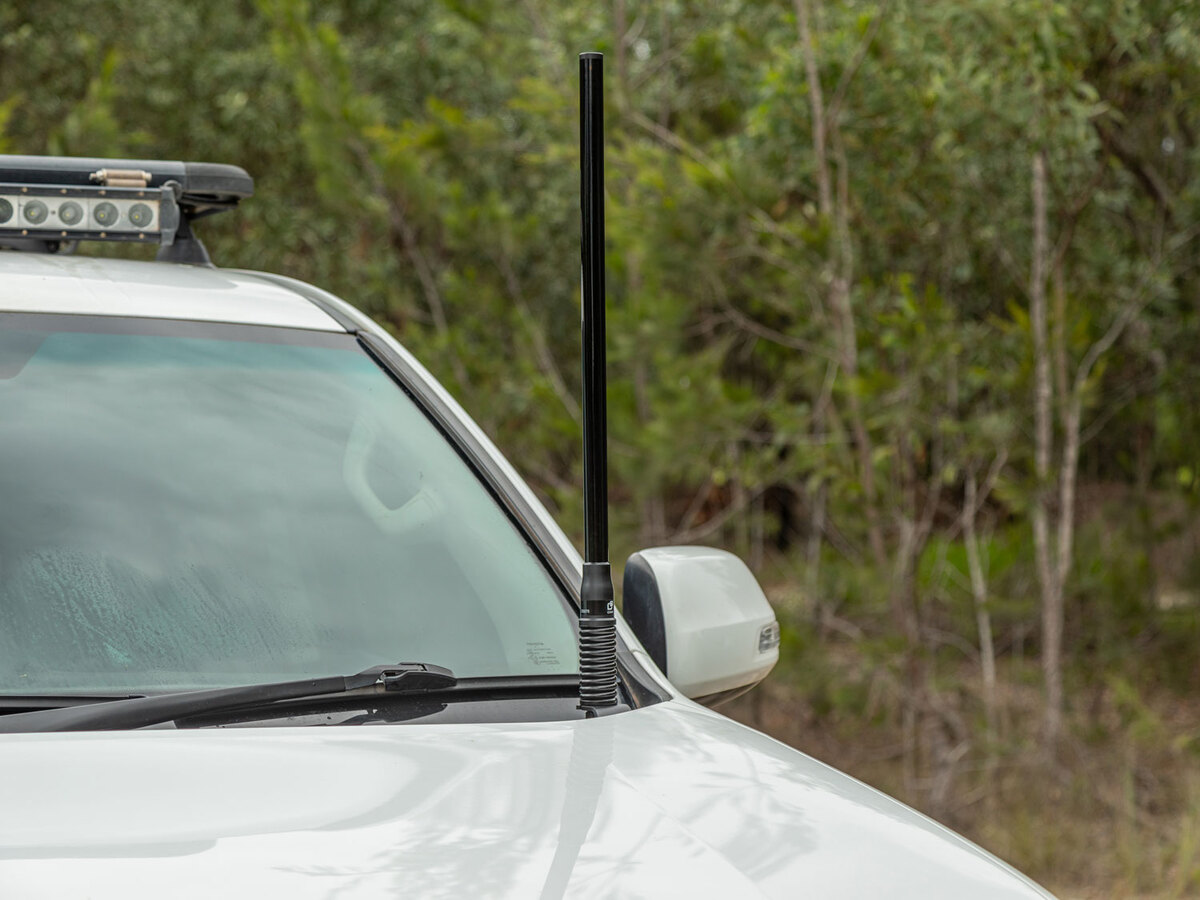 Bonnet Hinge Antenna Mount to suit Toyota Prado 150