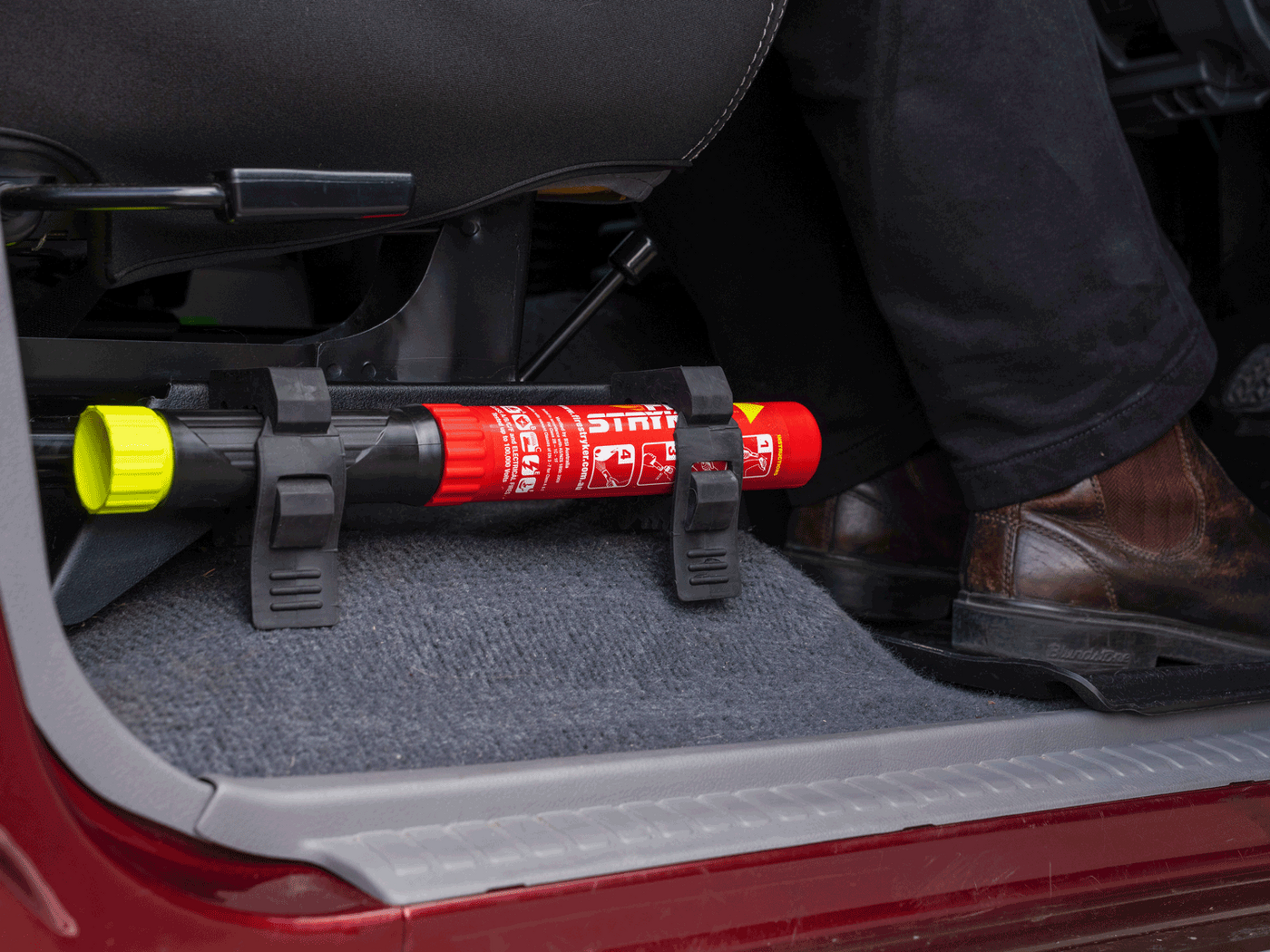 Fire Extinguisher Seat Mount to suit Toyota LandCruiser LC76 & LC79 Dual Cab