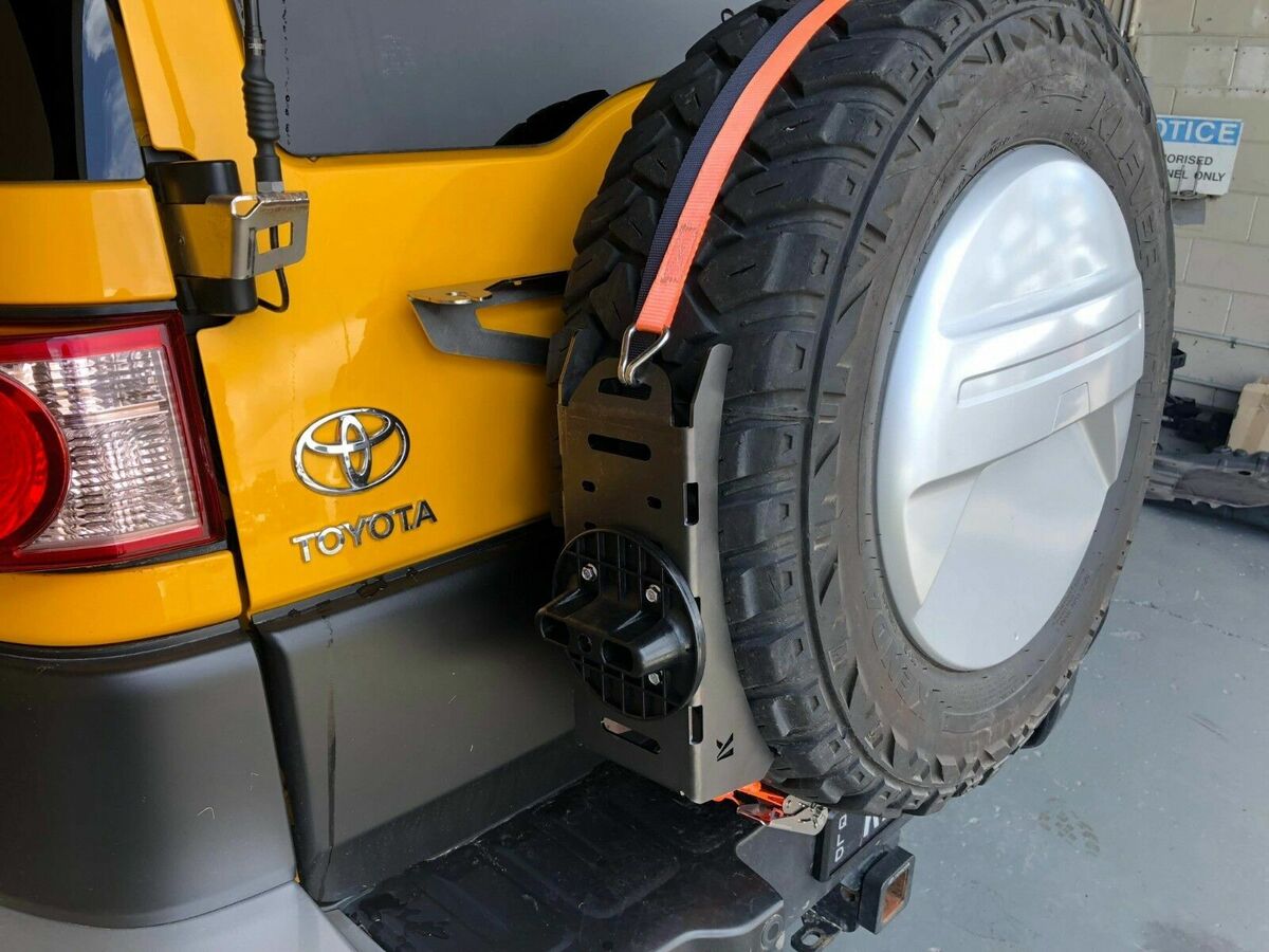 Out-Back Spare Tyre Mount [Option: Mount Only]