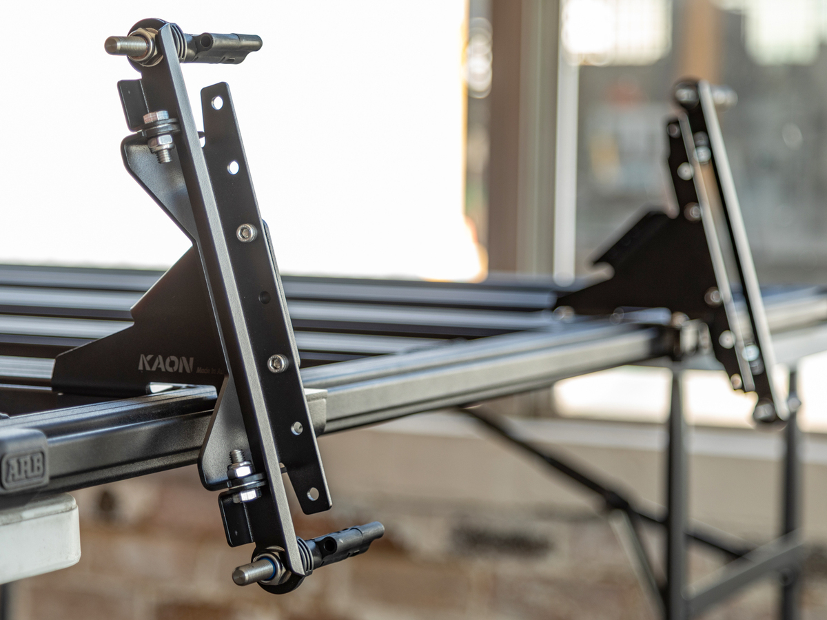 Side Angled Folding Maxtrax Mount to suit ARB BASE Rack [Option: No Pins]